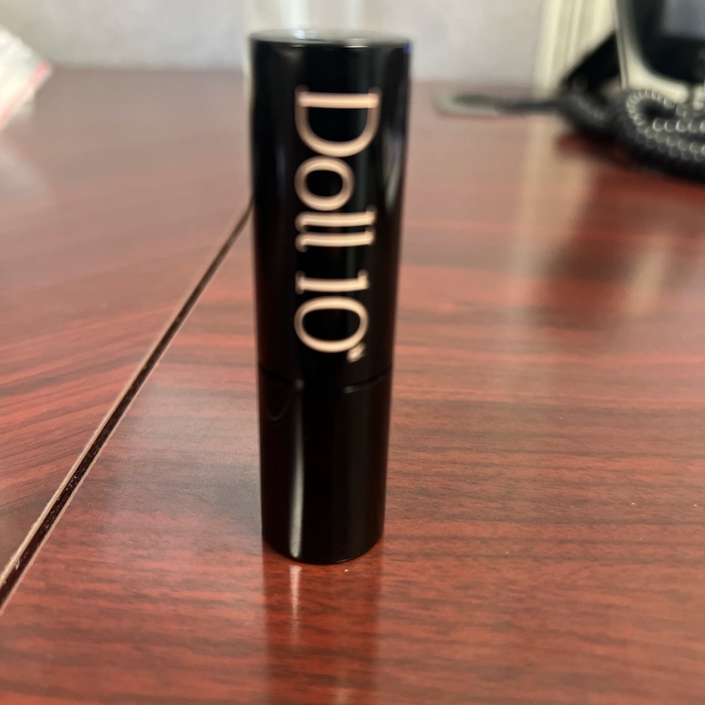 Doll 10 DOLL VAULT LIP ROUGE LIPSTICK NEW: retails $24.00 - Picture 2 of 7